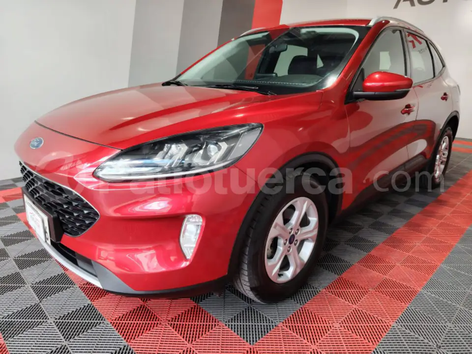 Foto 1 de Ford Escape Trend