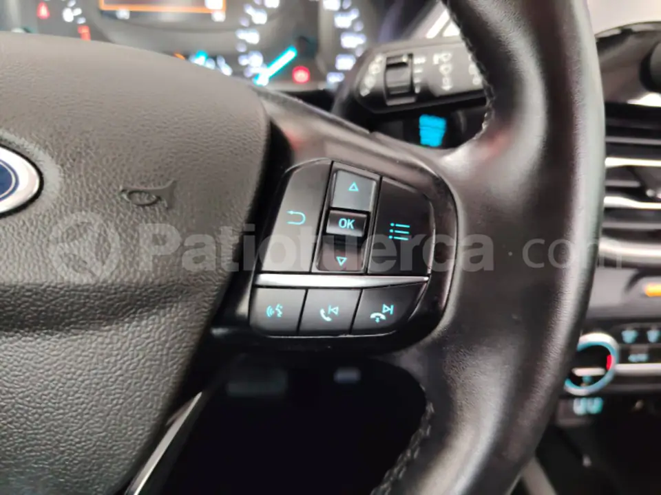 Foto 10 de Ford Escape Trend