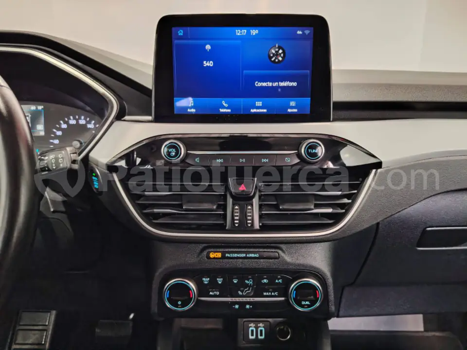 Foto 14 de Ford Escape Trend