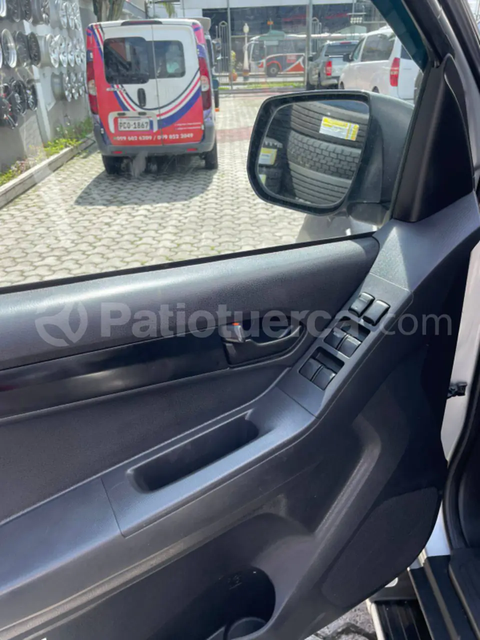 Foto 11 de Chevrolet D MAX CRDI FULL 2.5.