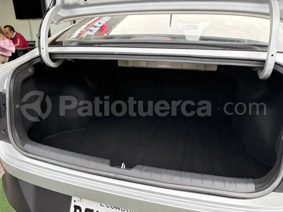 Foto 12 de Kia K3 LX