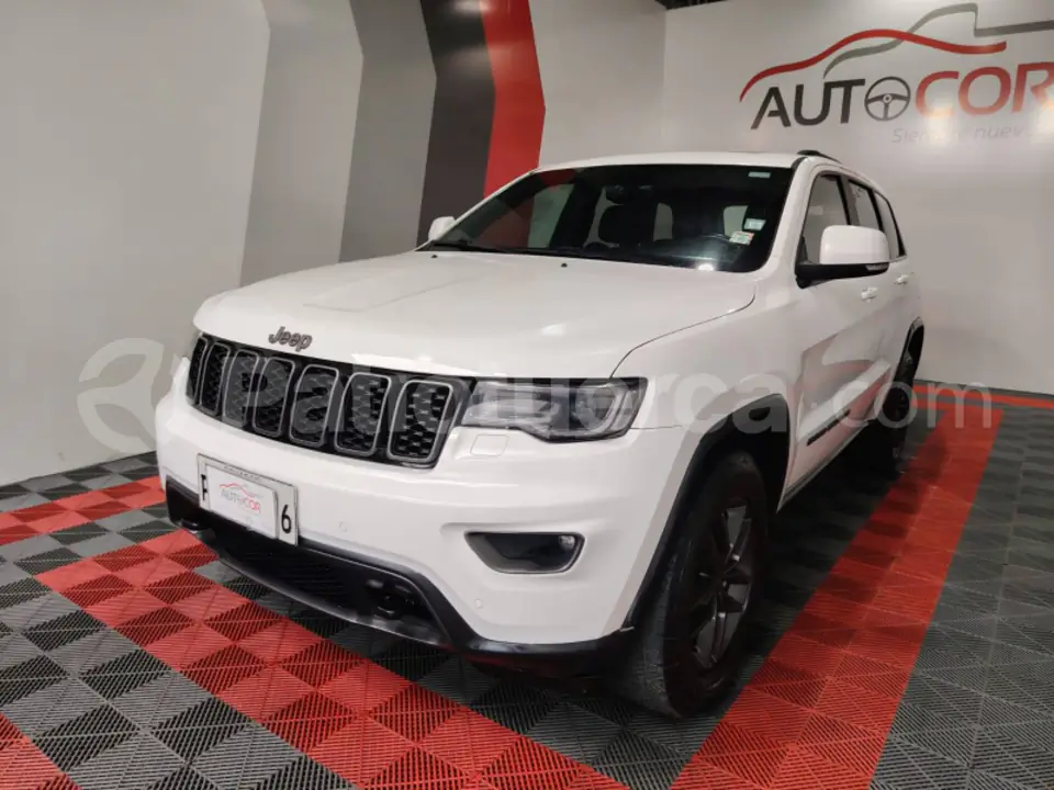 Foto 1 de Jeep Grand Cherokee