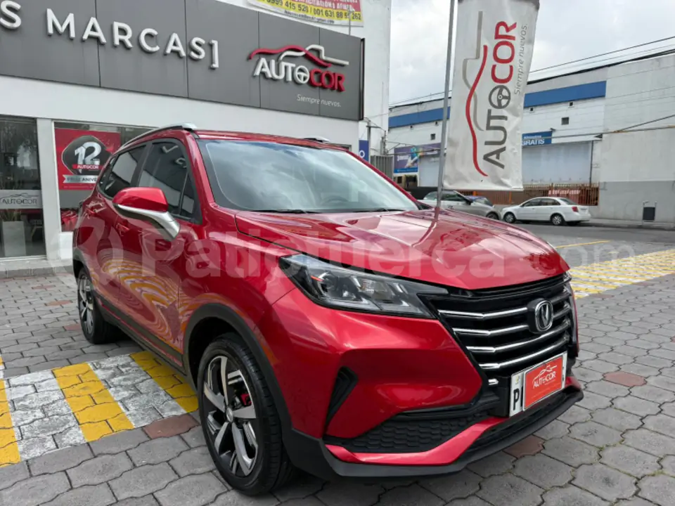Foto 1 de Changan NEW CS15 GT