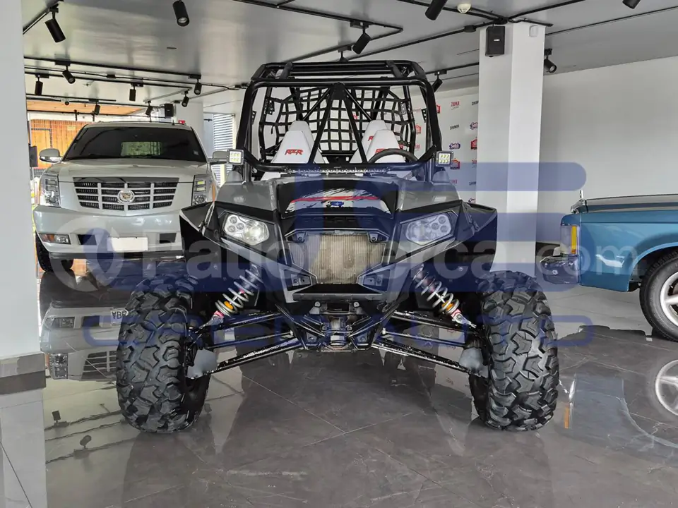 Foto 2 de Polaris RZR 900