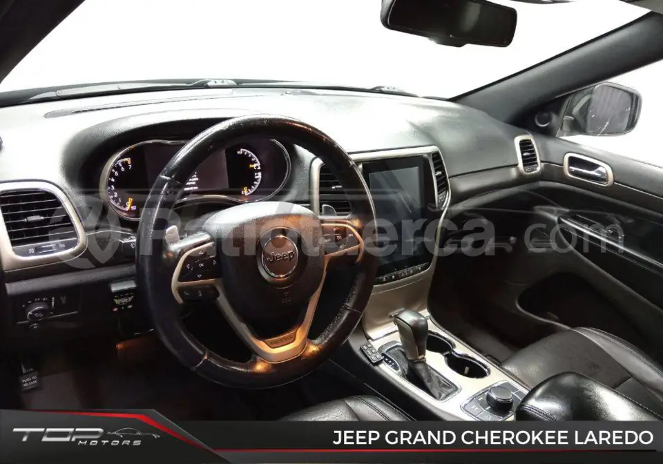 Foto 2 de Jeep Grand Cherokee Laredo