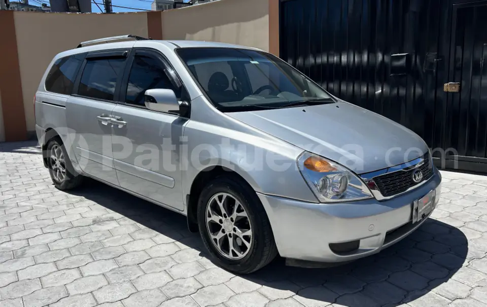 Foto 2 de Kia Carnival