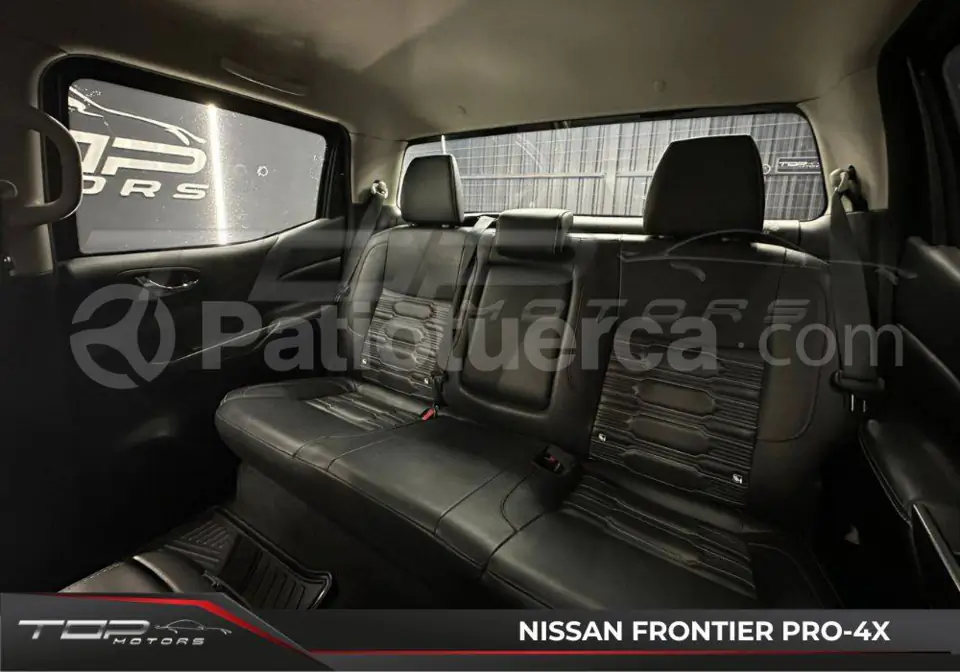 Foto 8 de Nissan FRONTIER PRO 4X