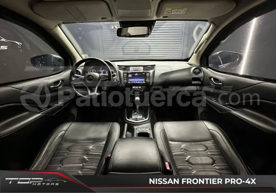 Foto 9 de Nissan FRONTIER PRO 4X