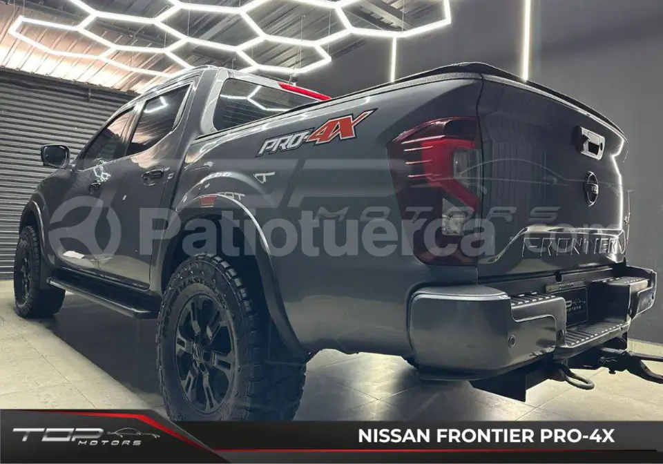 Foto 10 de Nissan FRONTIER PRO 4X