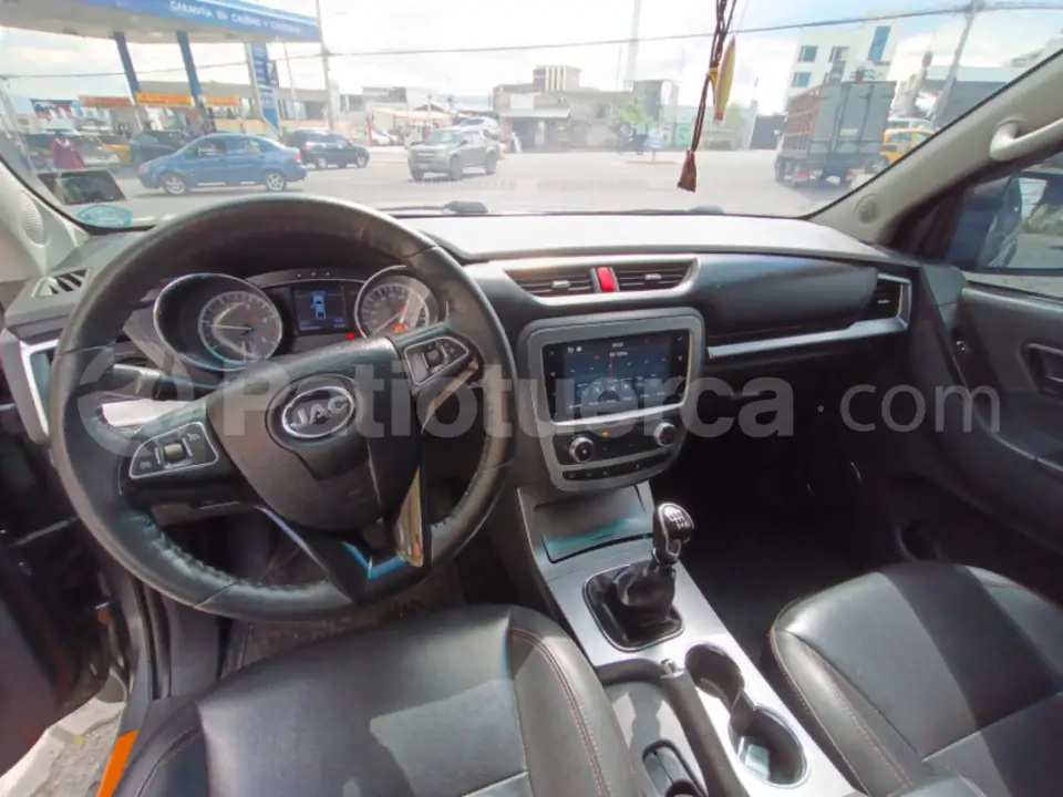 Foto 7 de JAC HFC 1037 DKST