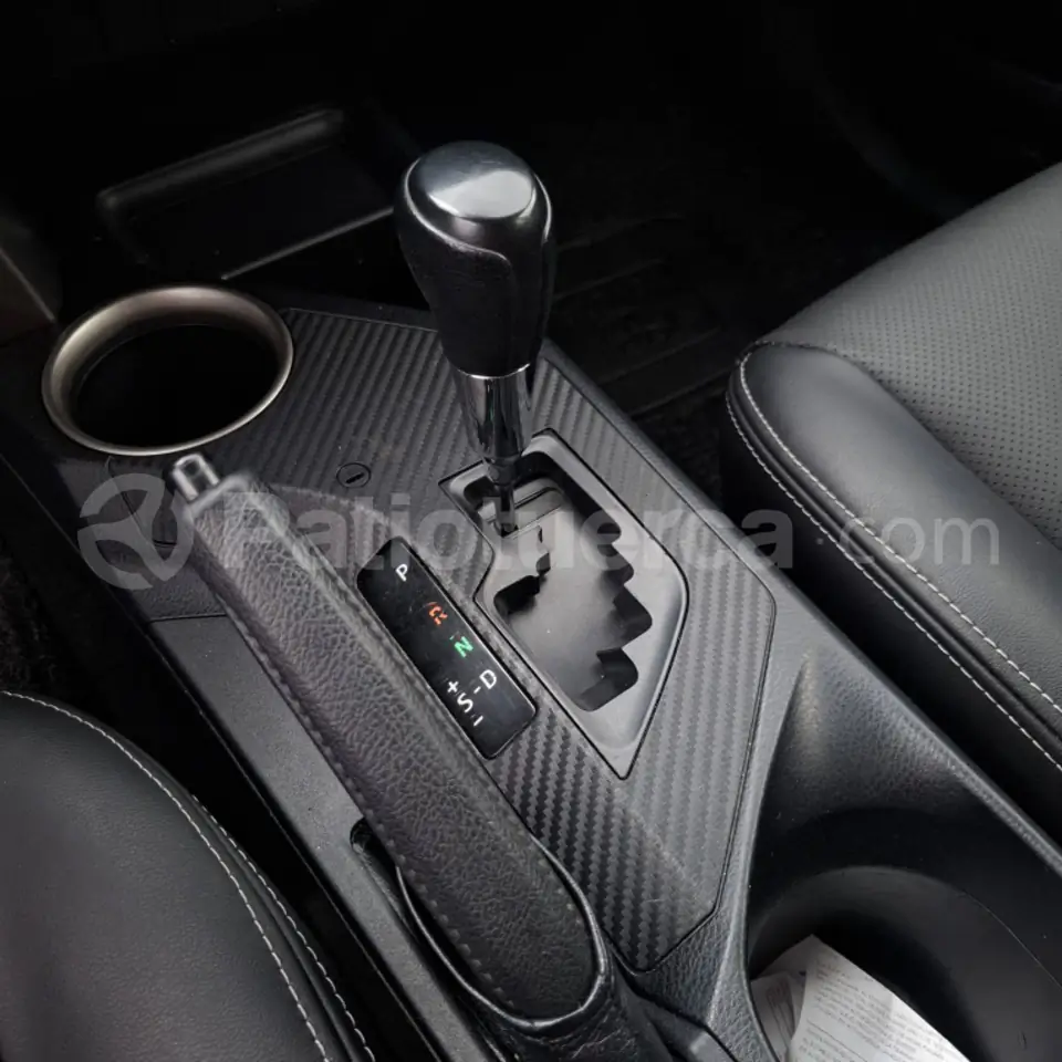 Foto 15 de Toyota NEW RAV 4