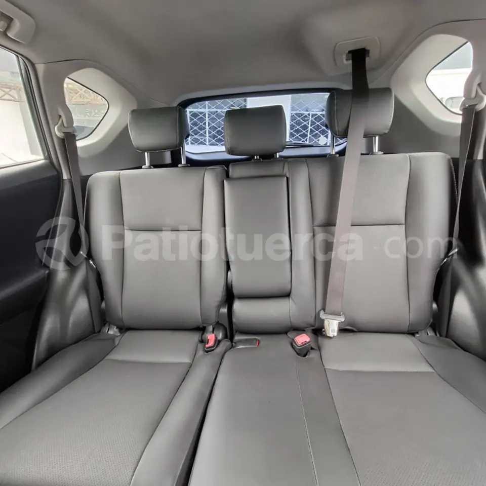 Foto 18 de Toyota NEW RAV 4