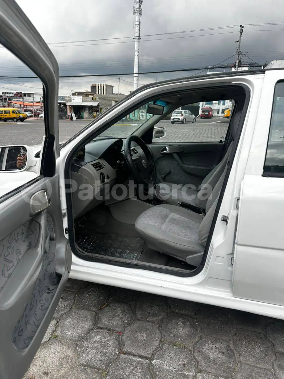 Foto 5 de Volkswagen GOL CONFORT