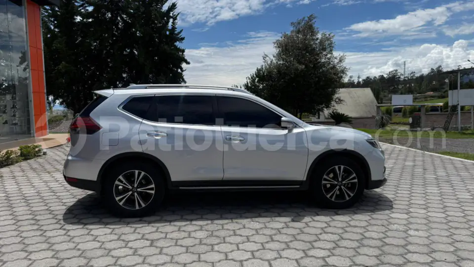 Foto 4 de Nissan xtrail  Advance
