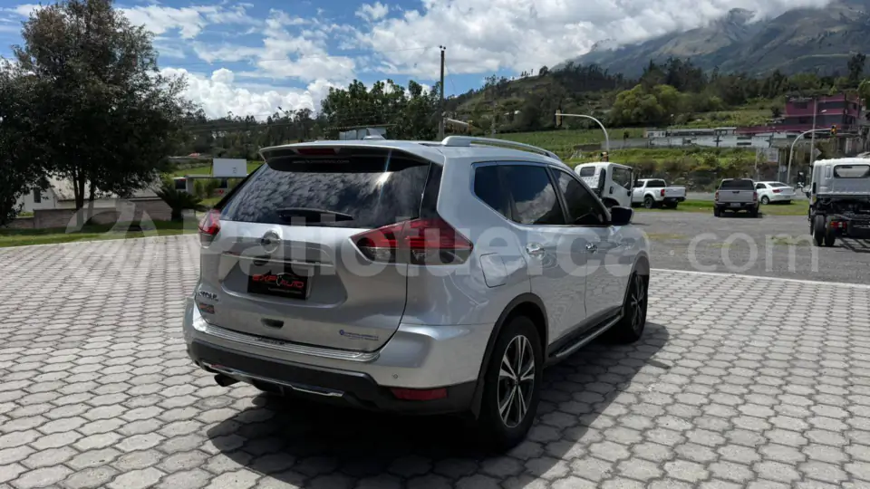 Foto 7 de Nissan xtrail  Advance