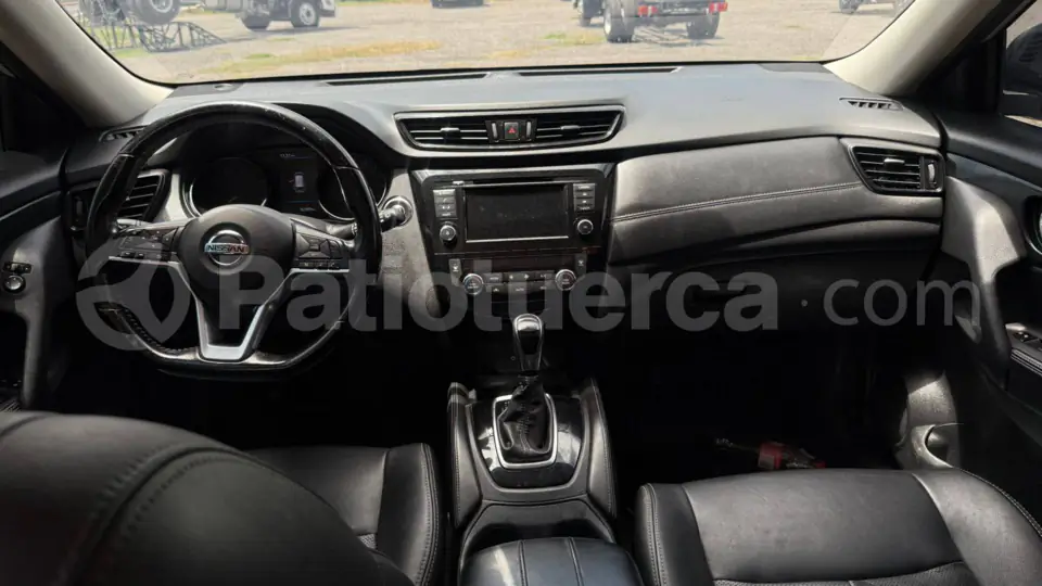 Foto 8 de Nissan xtrail  Advance