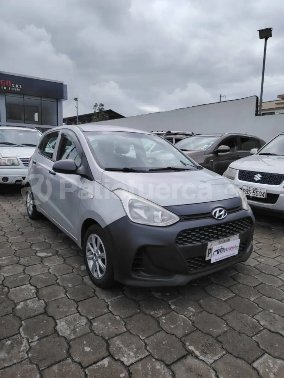 Foto 3 de Hyundai Grand I10 HB