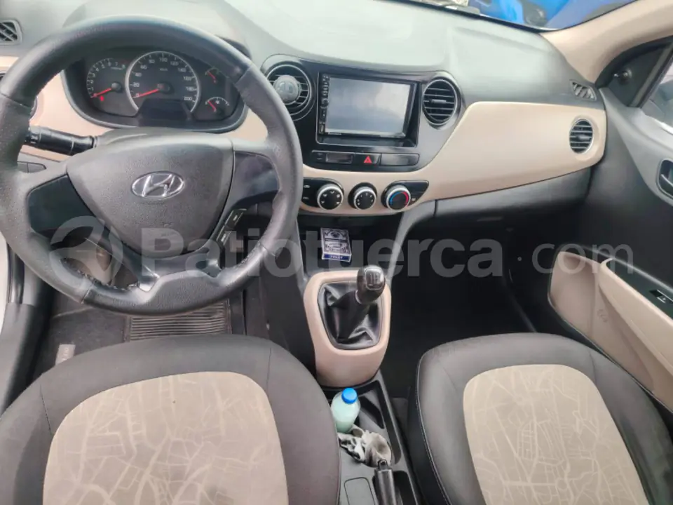 Foto 5 de Hyundai Grand I10 HB