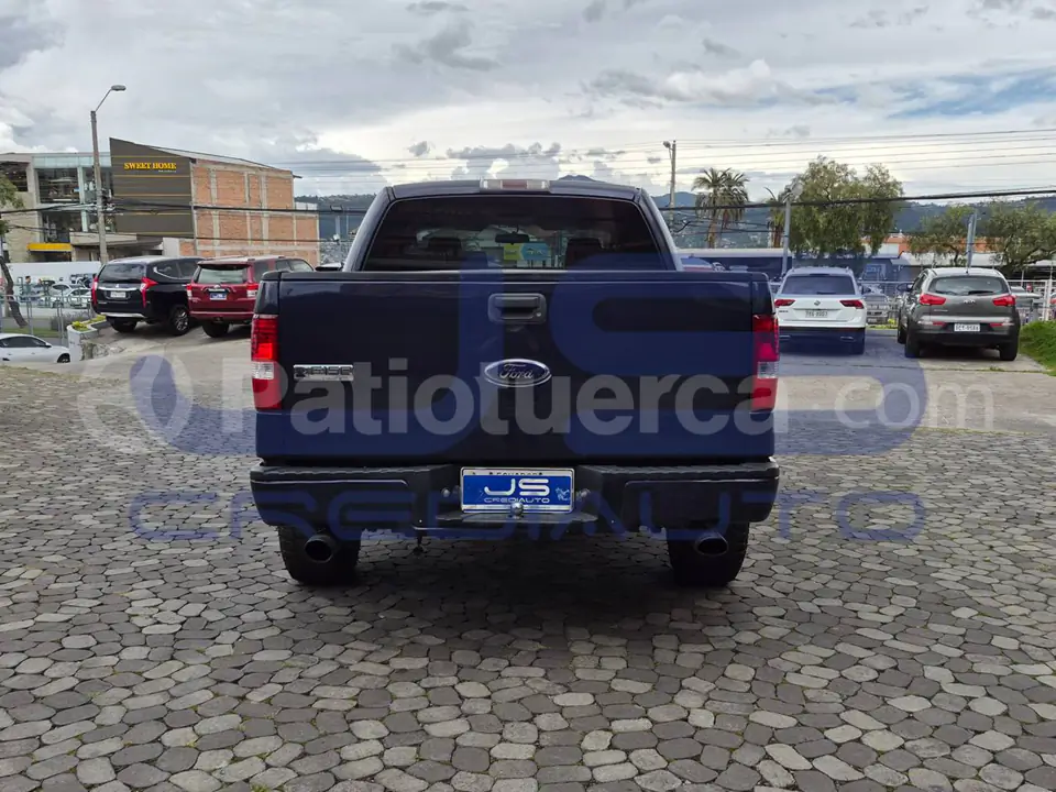 Foto 4 de Ford F150 XLT 4X4
