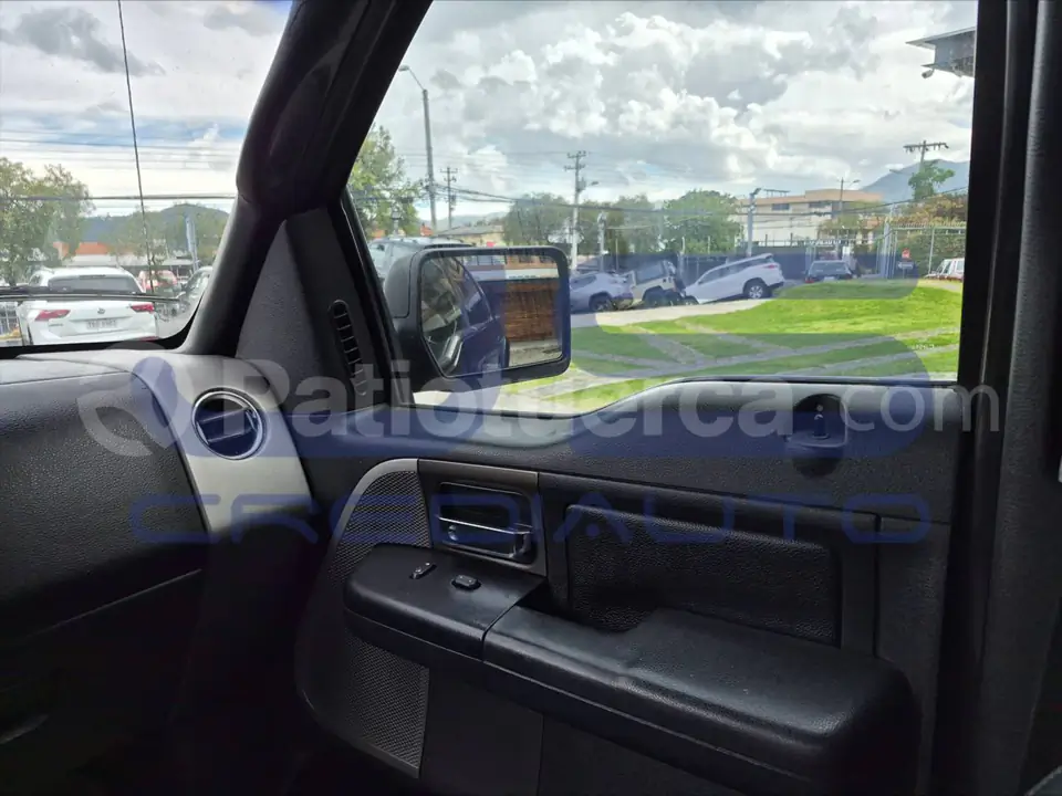 Foto 13 de Ford F150 XLT 4X4