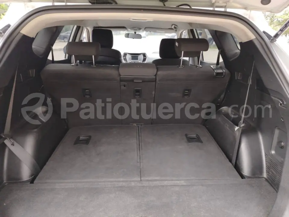 Foto 11 de Hyundai Santa Fe 4x2
