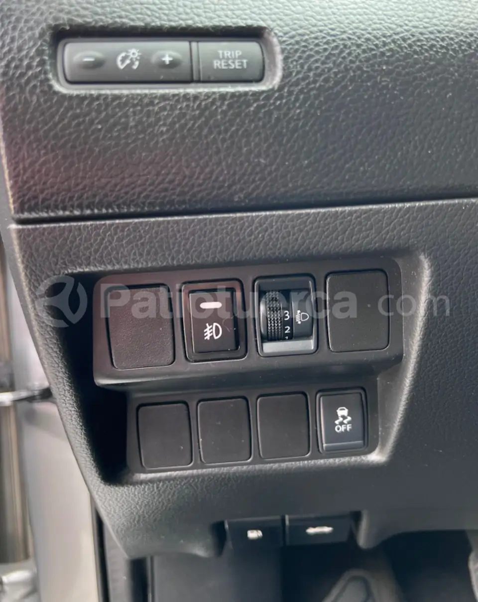 Foto 20 de Nissan Qashqai sense