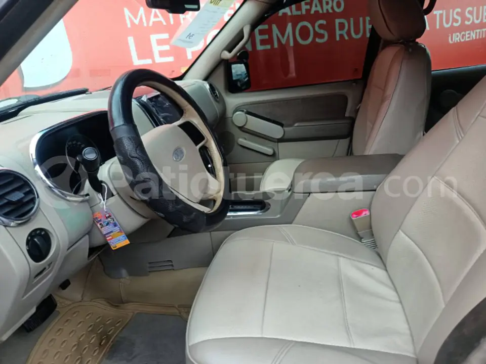 Foto 8 de Ford Explorer