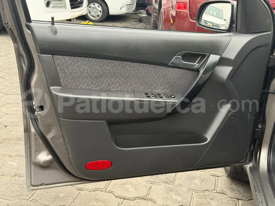 Foto 9 de Chevrolet Aveo Emotion