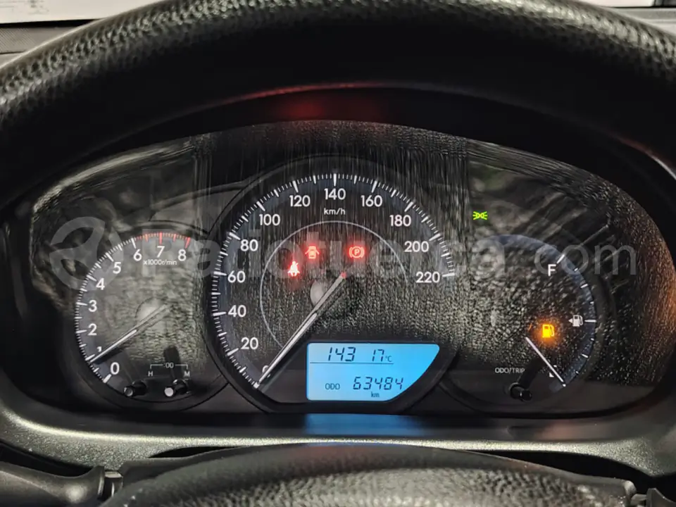 Foto 10 de Toyota Yaris