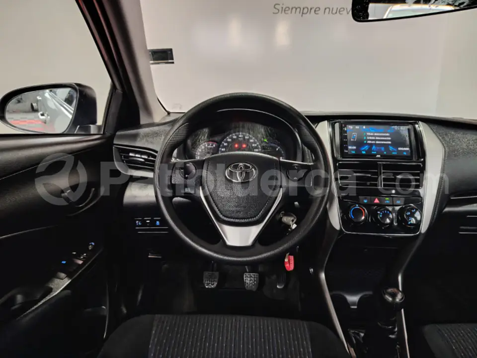 Foto 17 de Toyota Yaris