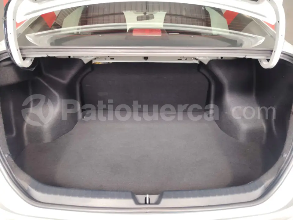 Foto 23 de Toyota Yaris