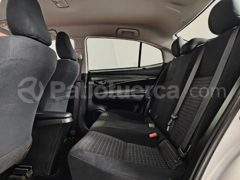 Foto 24 de Toyota Yaris