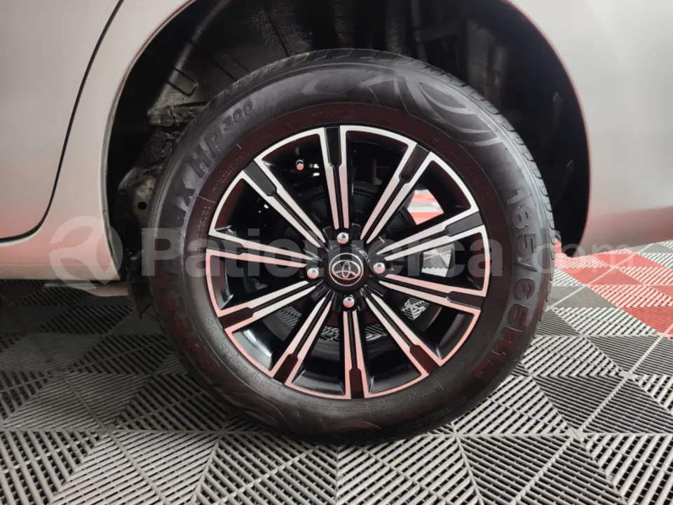 Foto 27 de Toyota Yaris