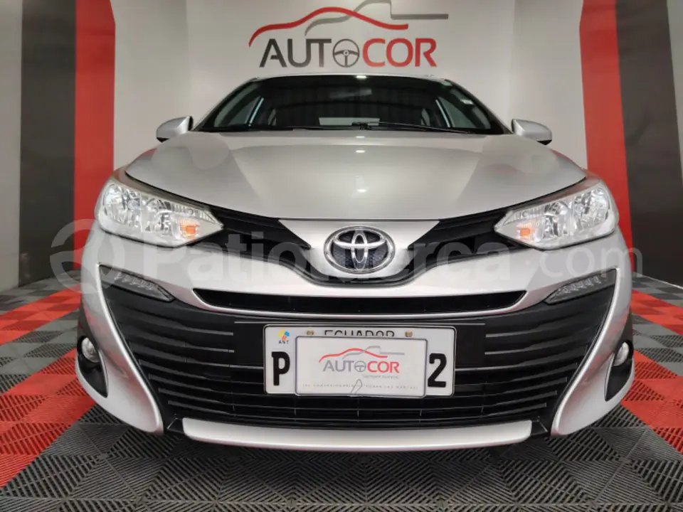 Foto 3 de Toyota Yaris