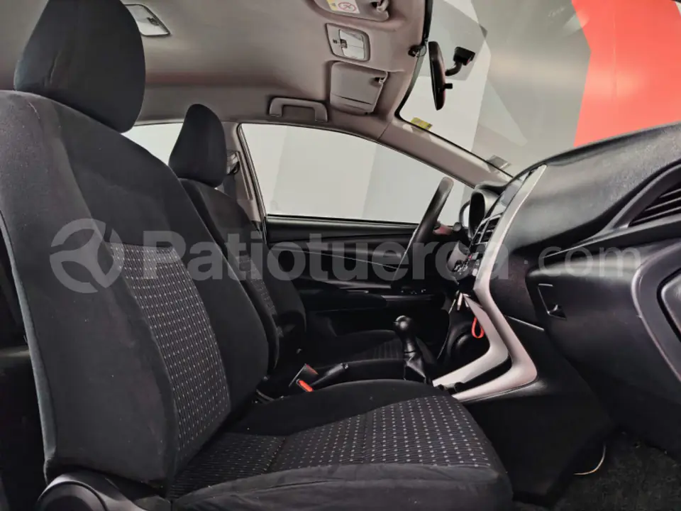 Foto 19 de Toyota Yaris