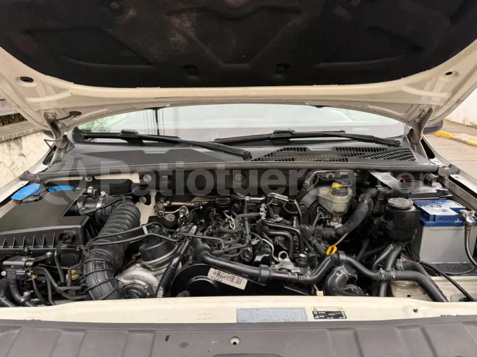 Foto 7 de Volkswagen AMAROK BI TDI PLUS