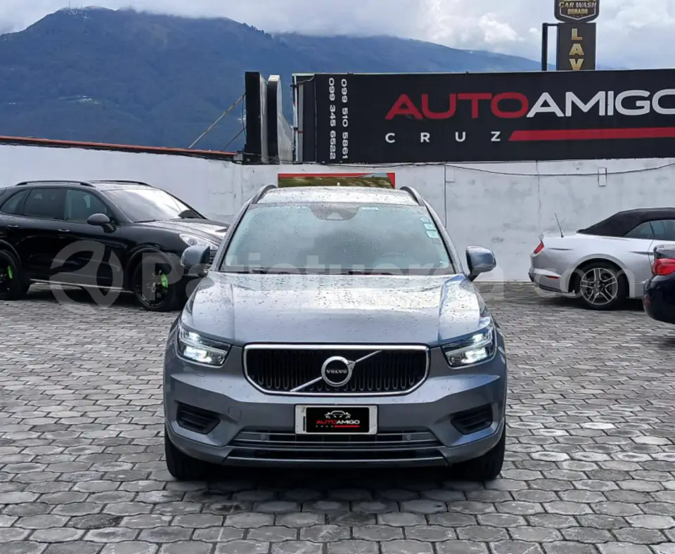 Foto 2 de Volvo XC40 T4