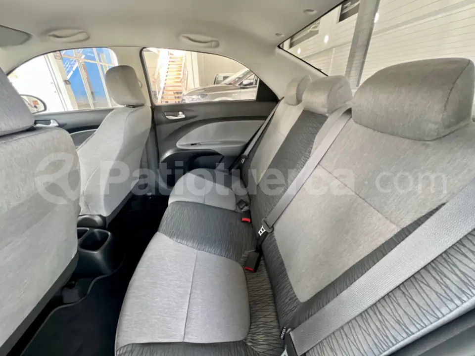 Foto 8 de Kia Soluto LX