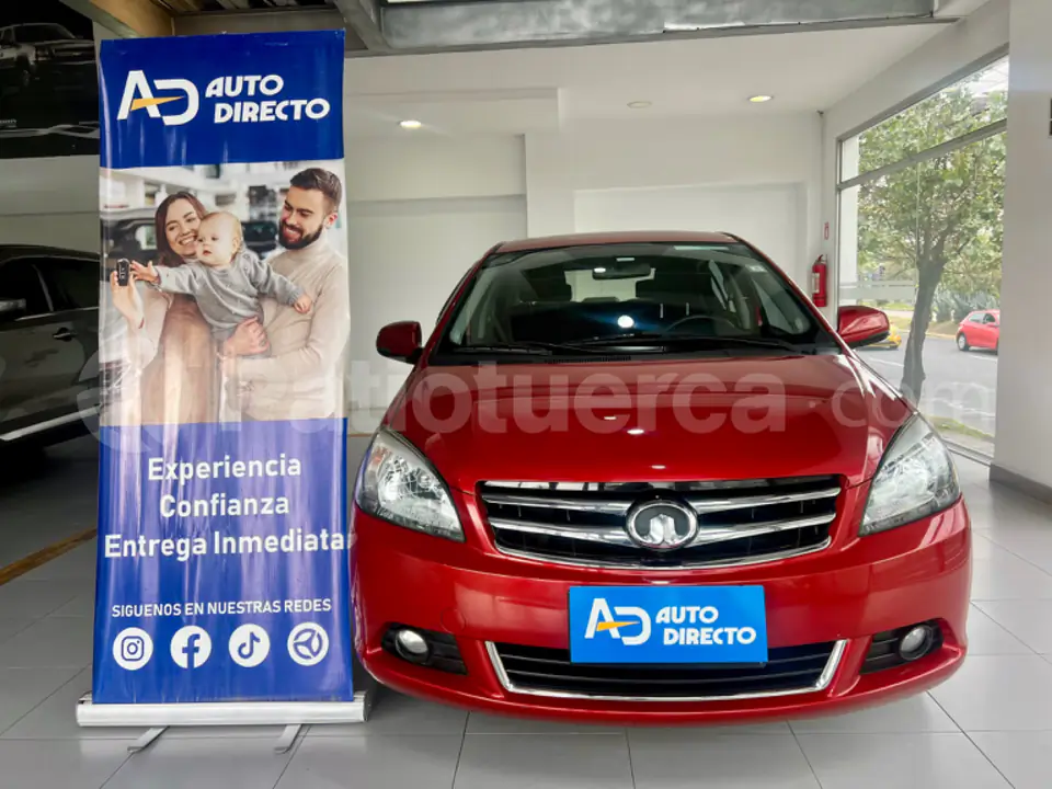 Foto 1 de Great Wall VOLEEX C30 CONFORT