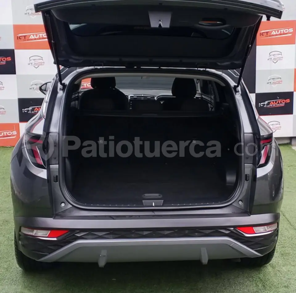 Foto 13 de Hyundai TUCSON NX4E GL