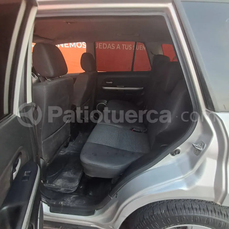 Foto 7 de Chevrolet Grand Vitara SZ