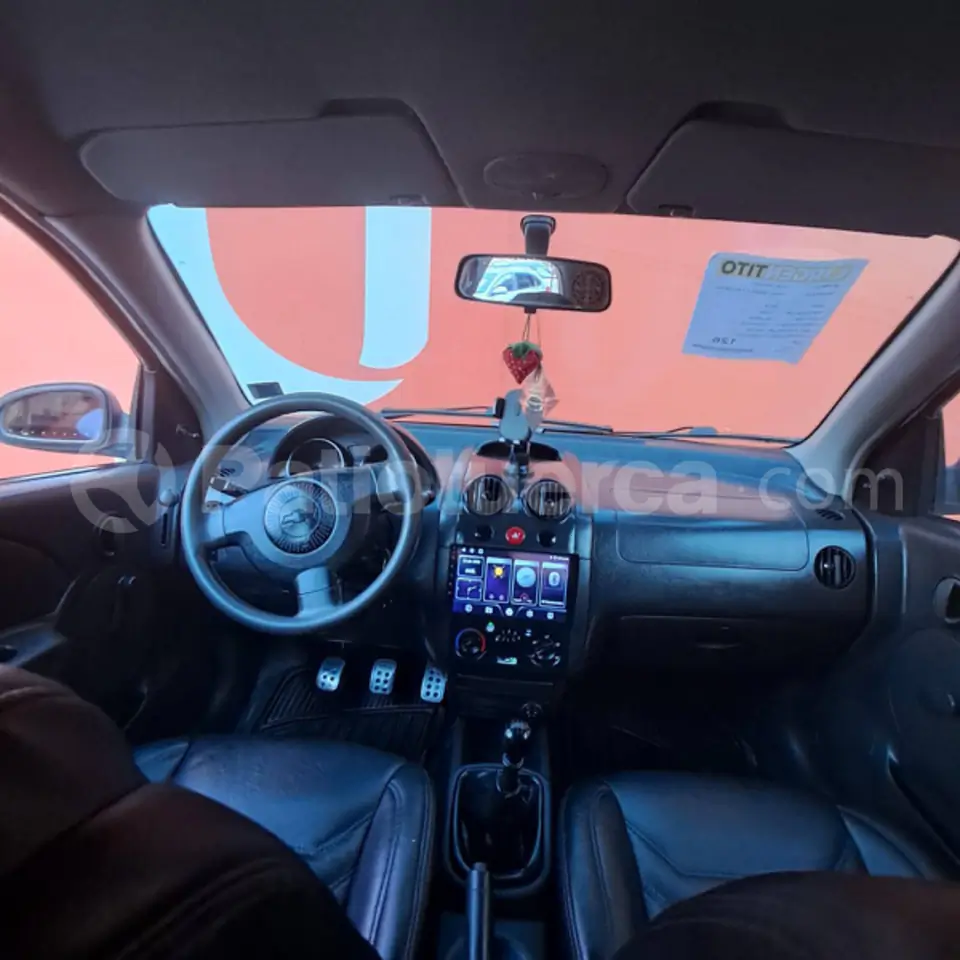 Foto 8 de Chevrolet Aveo Family