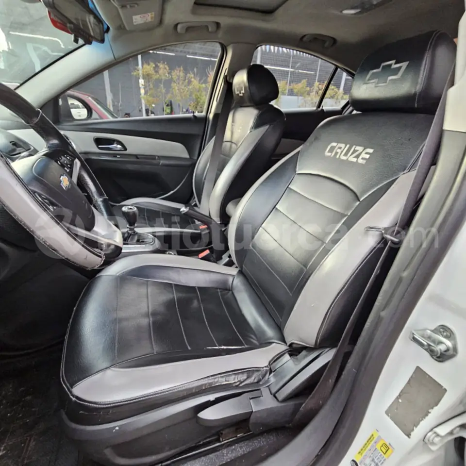 Foto 9 de Chevrolet Cruze