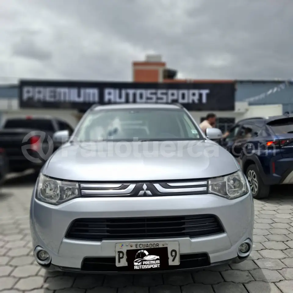 Foto 2 de Mitsubishi Outlander