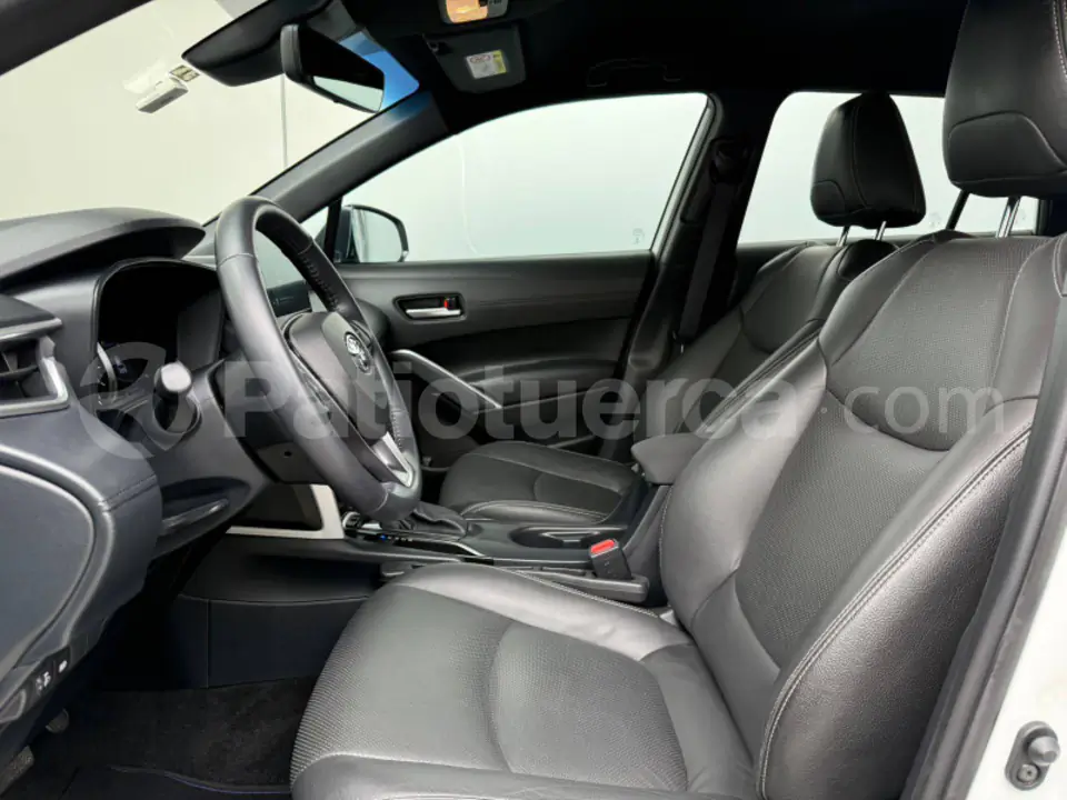 Foto 4 de Toyota Corolla Cross Mid