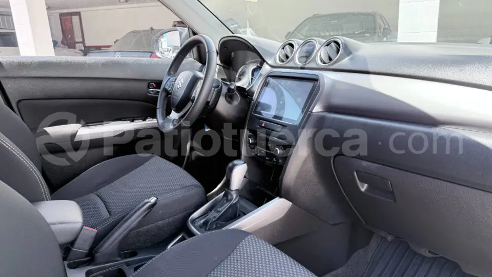 Foto 9 de Suzuki VITARA GL PLUS