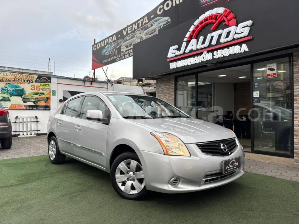 Foto 1 de Nissan Sentra Sport