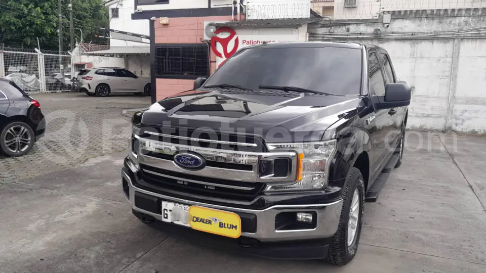 Foto 1 de Ford F150 DC 4X4