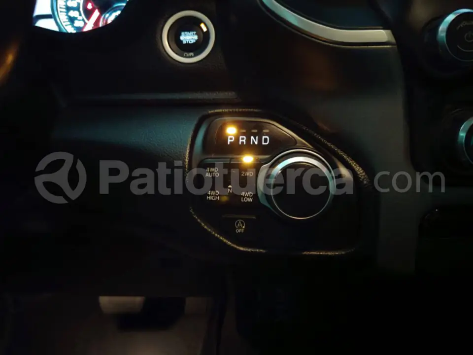 Foto 26 de Ram 1500 BIGHORN ETORQUE