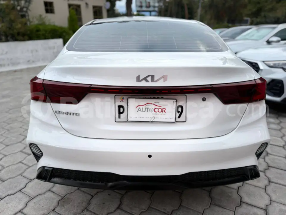 Foto 6 de Kia Cerato